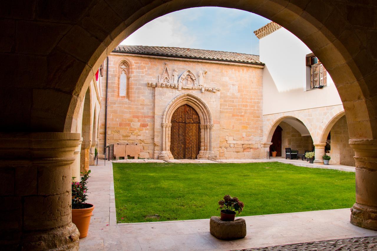 Hospederia Virgen De La Fuente Hotel Peñarroya de Tastavins Exterior foto